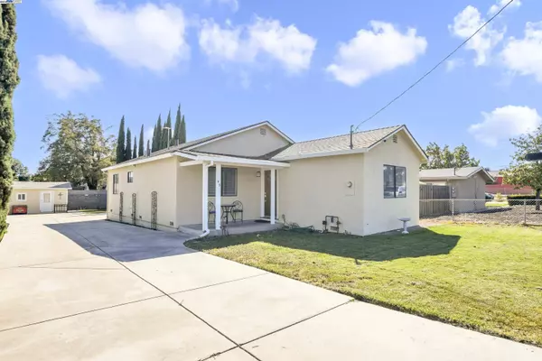 55 Malicoat Ave, Oakley, CA 94561