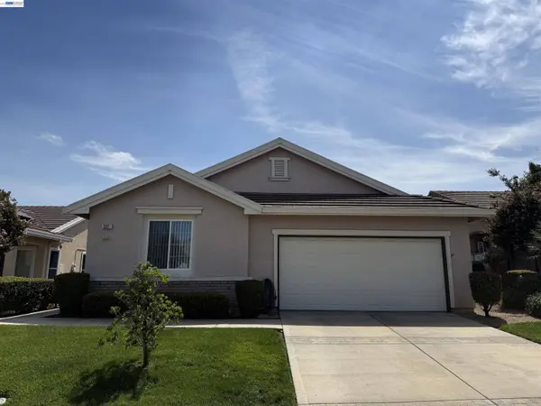 522 Encore Way