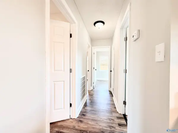 4617 Blue Haven Drive NW, Huntsville, AL 35810