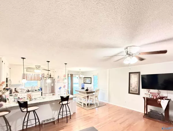 105 Mcfarlen Drive, Hazel Green, AL 35750