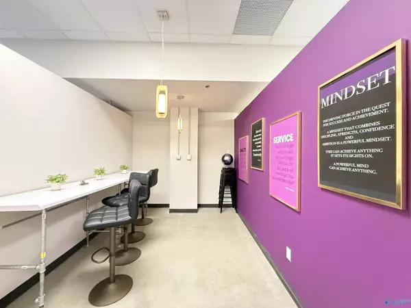 470 Providence Main Street #202, Huntsville, AL 35806