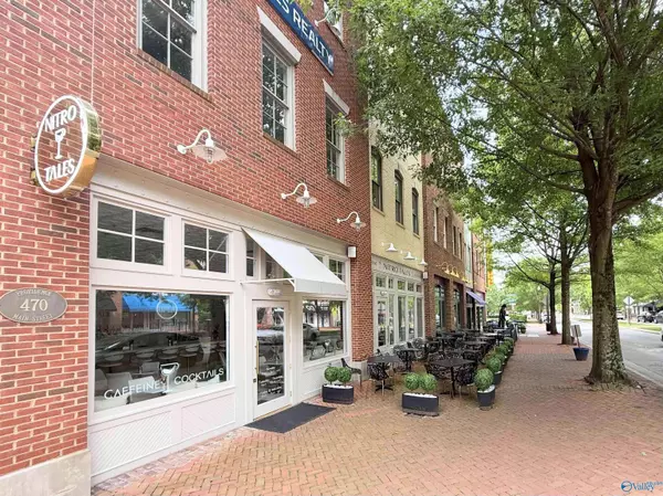 470 Providence Main Street #202, Huntsville, AL 35806