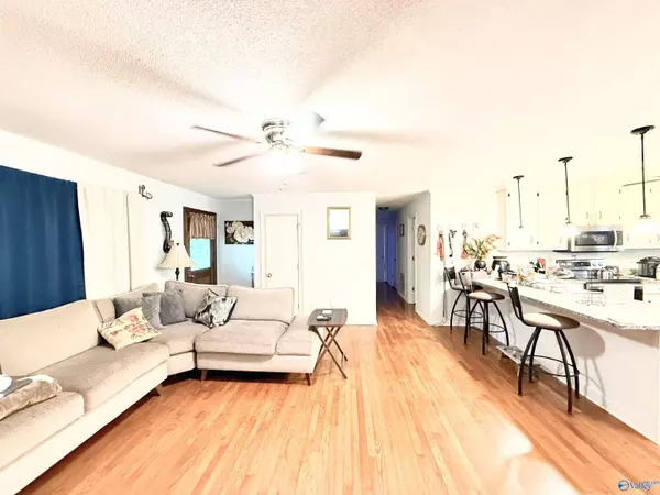 105 Mcfarlen Drive, Hazel Green, AL 35750