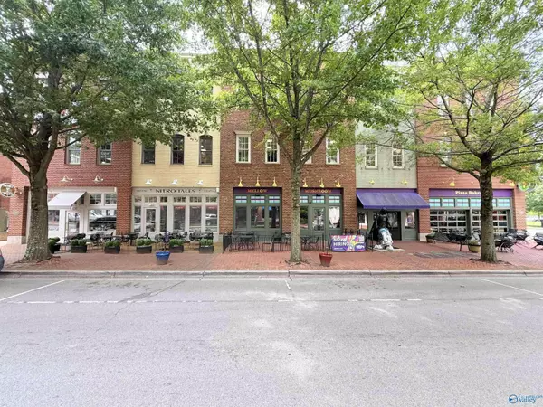 470 Providence Main Street #202, Huntsville, AL 35806