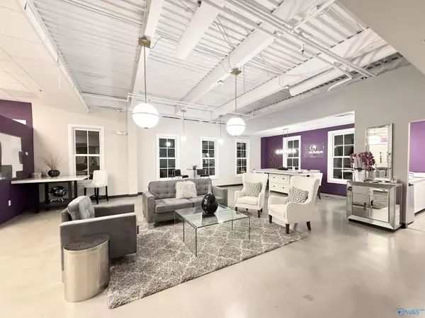 470 Providence Main Street #202, Huntsville, AL 35806