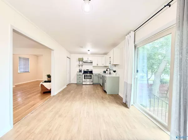 2501 Greenhill Drive NW, Huntsville, AL 35810