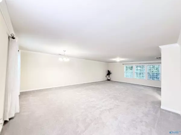 222 Laramie Circle NW, Madison, AL 35757