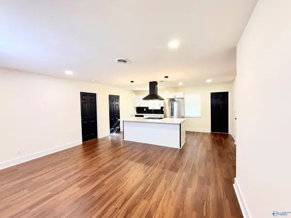 3705 Cerro Vista Street SW, Huntsville, AL 35805