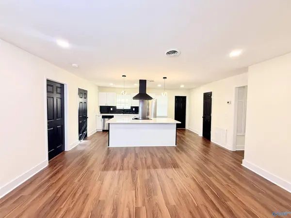 3705 Cerro Vista Street SW, Huntsville, AL 35805