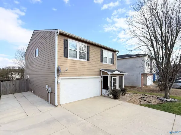 3070 Castlecreek Drive, Madison, AL 35756