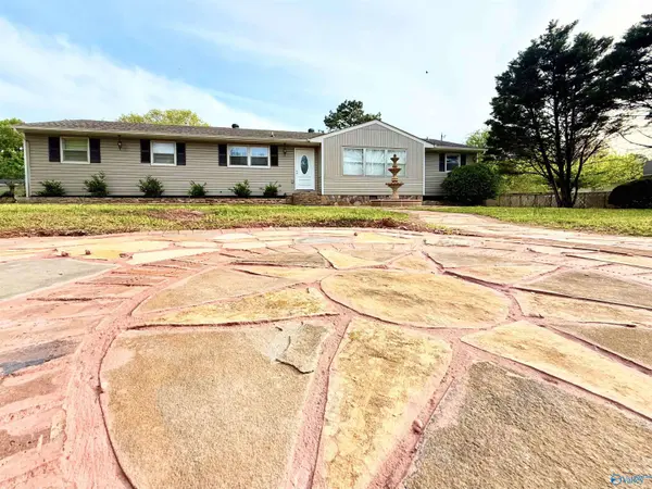 3307 Archer Drive SW, Huntsville, AL 35805