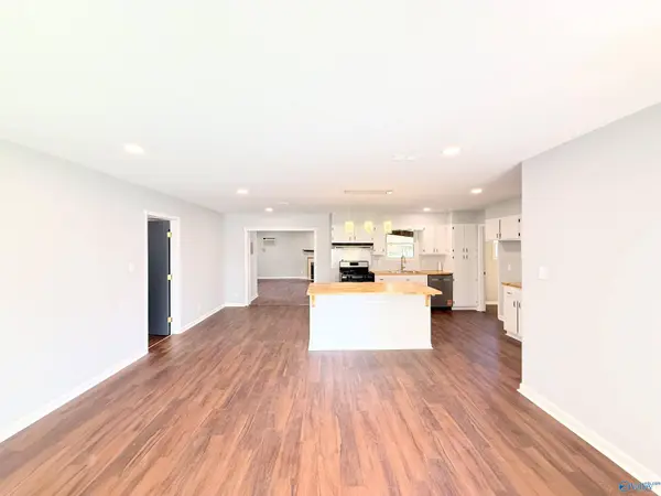 3706 S Westdale Court SW, Huntsville, AL 35805