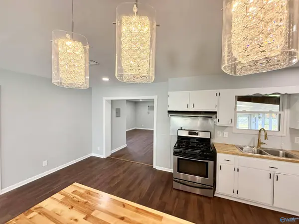 3706 S Westdale Court SW, Huntsville, AL 35805
