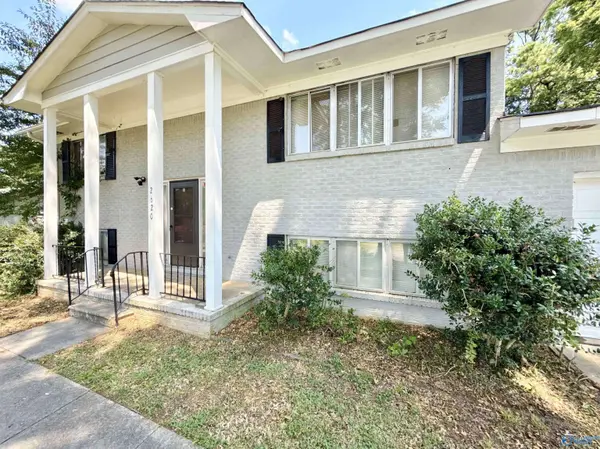 2620 Scenic View Drive NW, Huntsville, AL 35810
