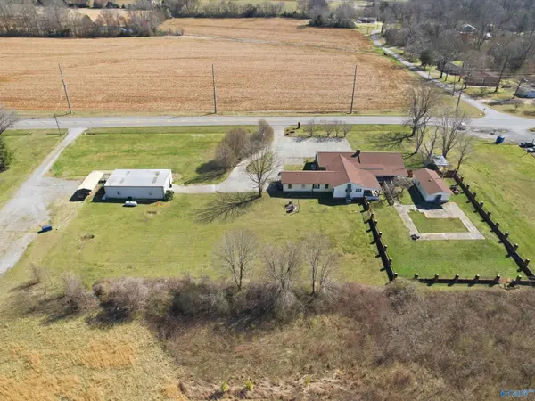 3621 A&B Winchester Road #A & B, New Market, AL 35761