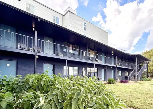 803 Hillview Hts #206, Nashville, TN 37204