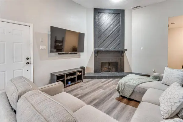 2110 Randy Snow Road #313, Arlington, TX 76011