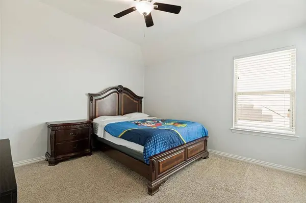 818 Black Hawk Drive, Princeton, TX 75407