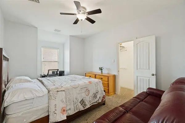 818 Black Hawk Drive, Princeton, TX 75407