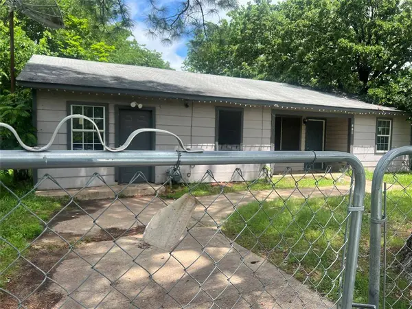 118 Williams Street, Terrell, TX 75160