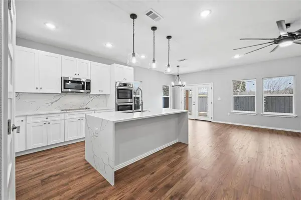 2633 Overland Drive, Farmers Branch, TX 75234