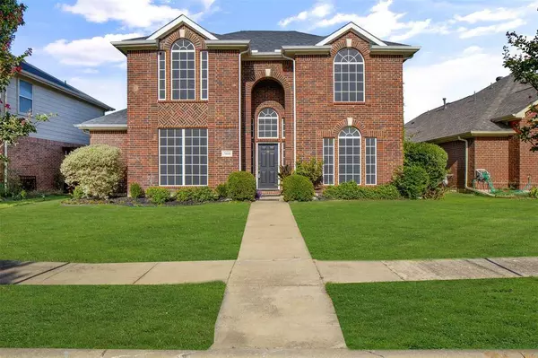 7808 Park Run Road, Fort Worth, TX 76137