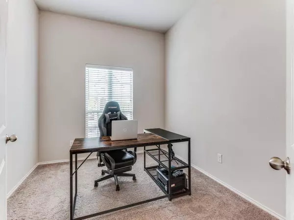 1361 Royal Meadows Trail, Fort Worth, TX 76140