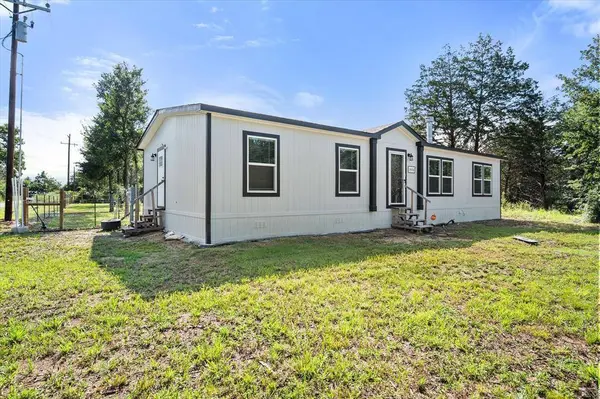 3896 NW County Road 3111, Purdon, TX 76679