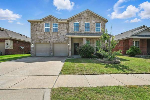 2644 Brookvalley Lane, Grand Prairie, TX 75052