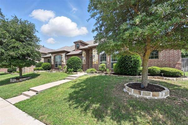 225 Brighton Drive, Desoto, TX 75115