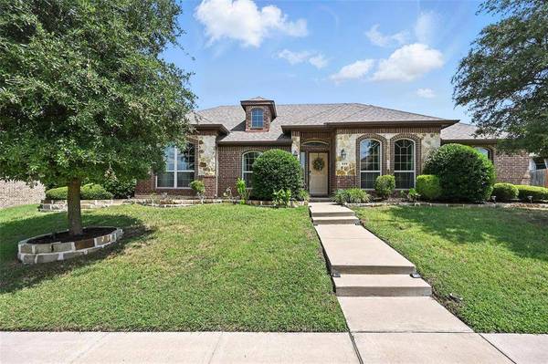 225 Brighton Drive, Desoto, TX 75115