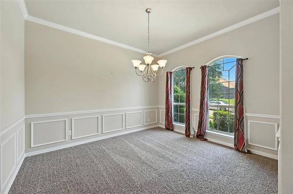 225 Brighton Drive, Desoto, TX 75115