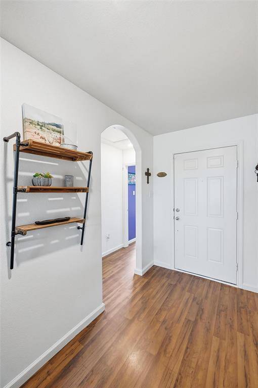 106 Lady Bird Court, Venus, TX 76084