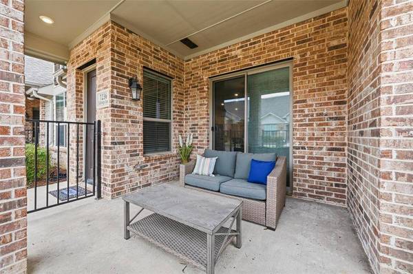 7236 Calistoga Lane, Grand Prairie, TX 75054