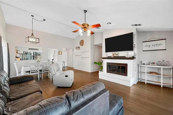 824 Bailey Drive, Cedar Hill, TX 75104