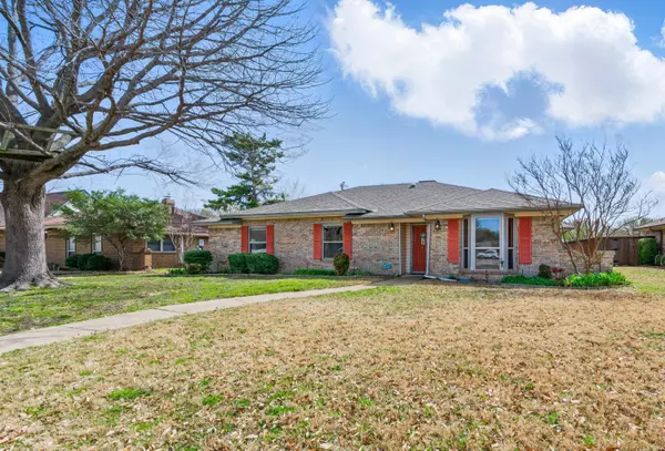 Richardson, TX 75081-3905,208 Gold Finch Dr