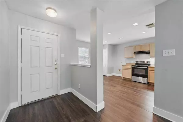 4524 Via San Antonio, Dallas, TX 75211