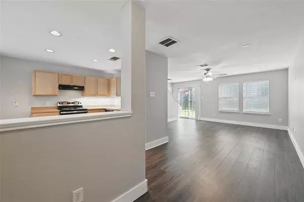 4524 Via San Antonio, Dallas, TX 75211