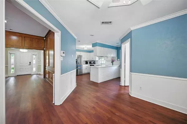 4705 Woodview Street, Arlington, TX 76013