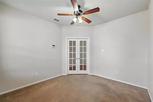 2644 Brookvalley Lane, Grand Prairie, TX 75052