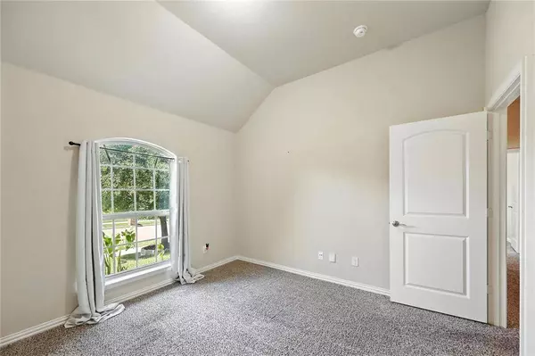 225 Brighton Drive, Desoto, TX 75115