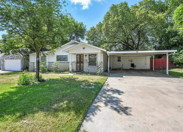 5529 Kilpatrick Avenue, Fort Worth, TX 76107