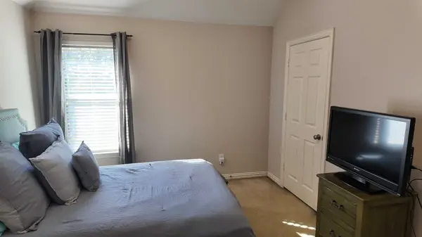 1742 Teakwood Dr, Wylie, TX 75098-8183