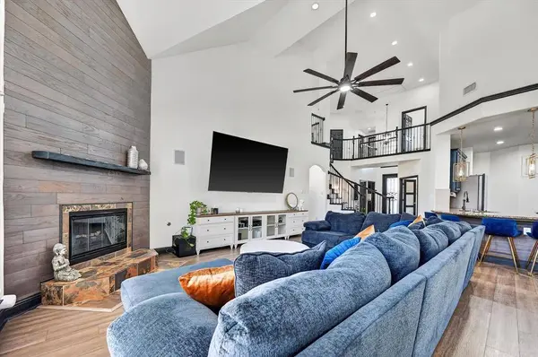 2832 Sendero, Grand Prairie, TX 75054