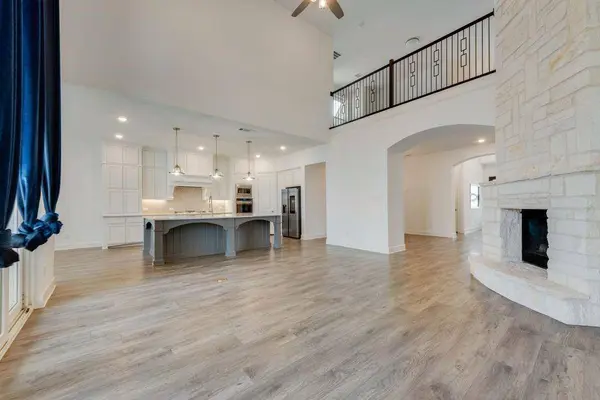 4600 Paintbrush Way, Aubrey, TX 76227
