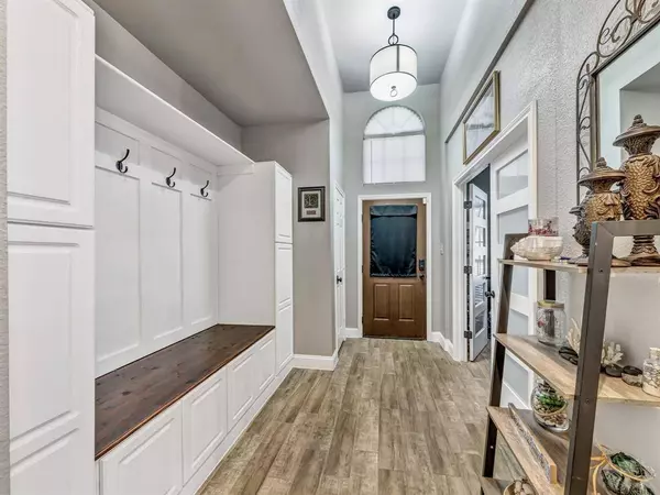 6404 Eagle Creek Drive, Flower Mound, TX 75028