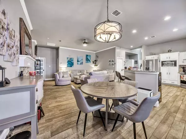 6404 Eagle Creek Drive, Flower Mound, TX 75028