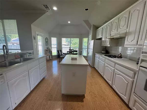 6615 Fannin Farm Way, Arlington, TX 76001