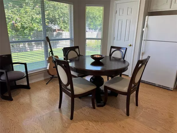 6615 Fannin Farm Way, Arlington, TX 76001