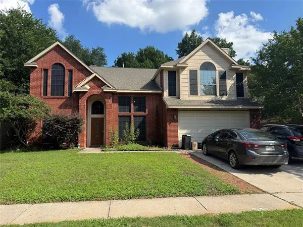 210 Carlsbad Drive, Mansfield, TX 76063